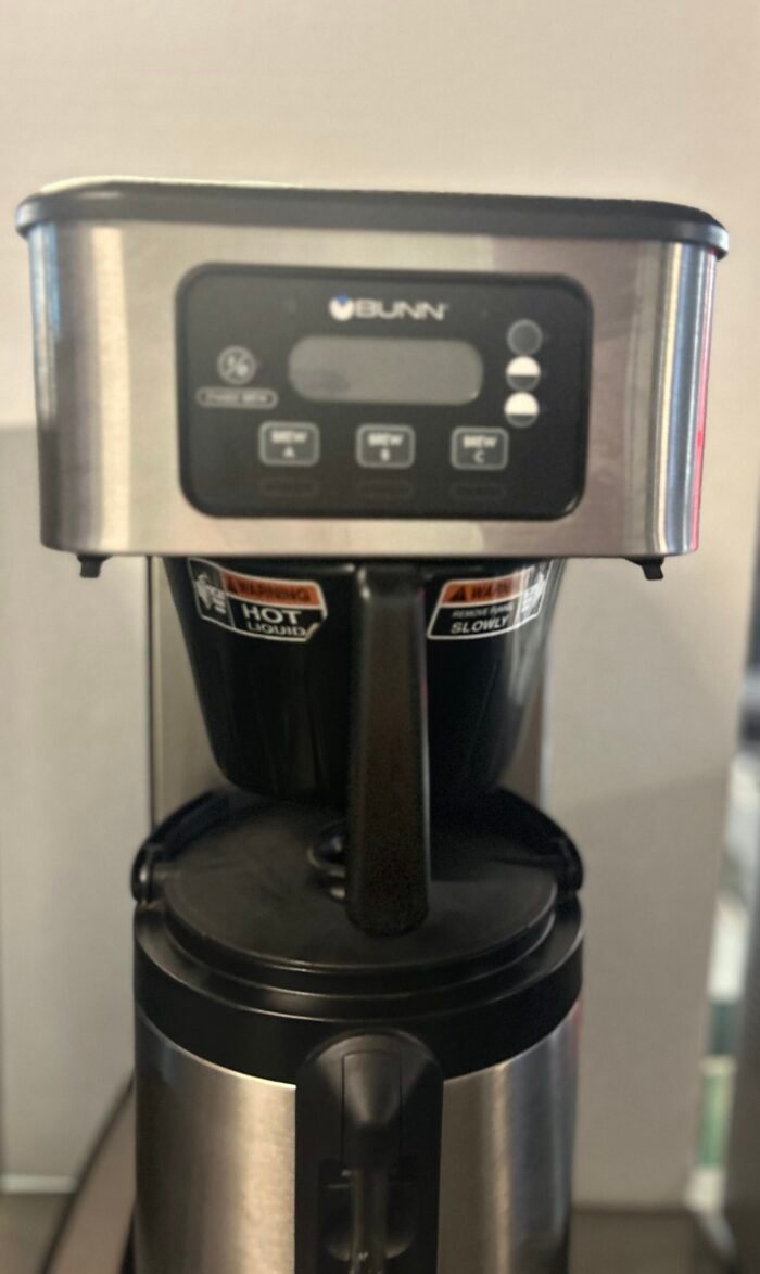 Infusion Coffee Brewer with Thermal Server (1.5 Gallon) - Image 4